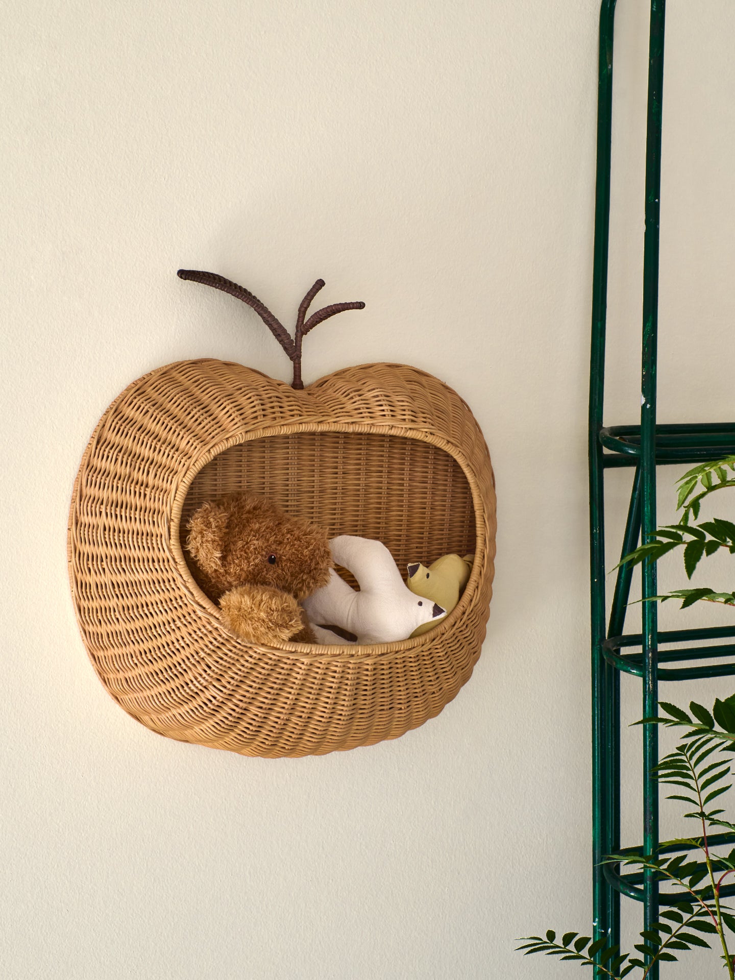 Apple Braided Wall Pocket - Natural | Ferm Living