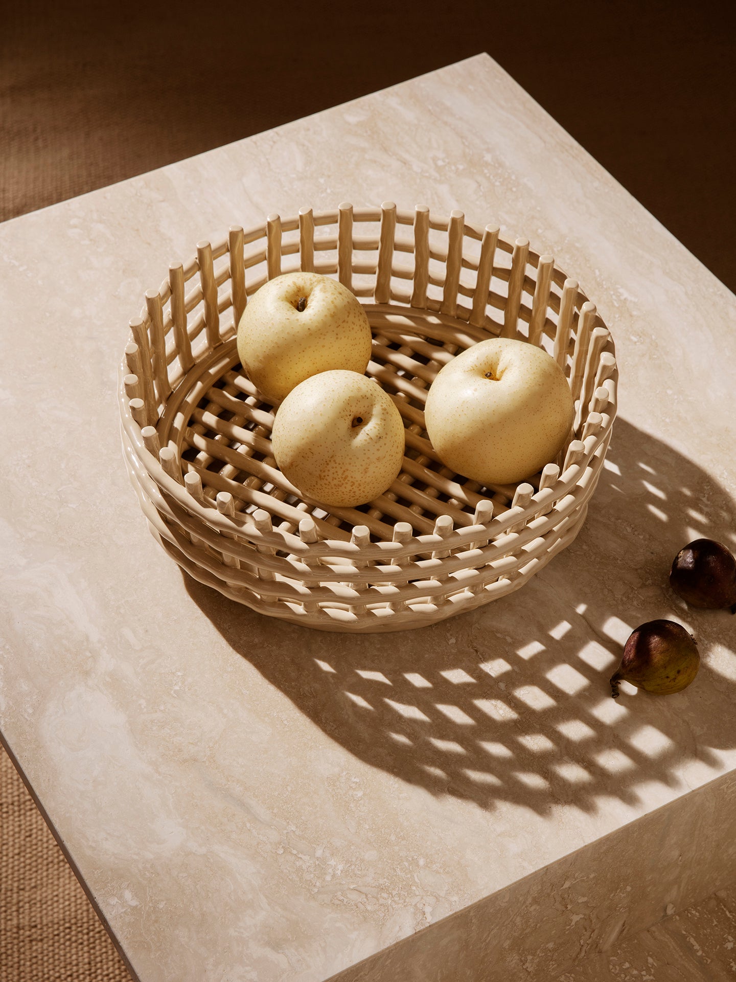【最終価格】ファームリビングCeramic Centrepiece Ceramic Centrepiece – Cashmere | Ferm Living
