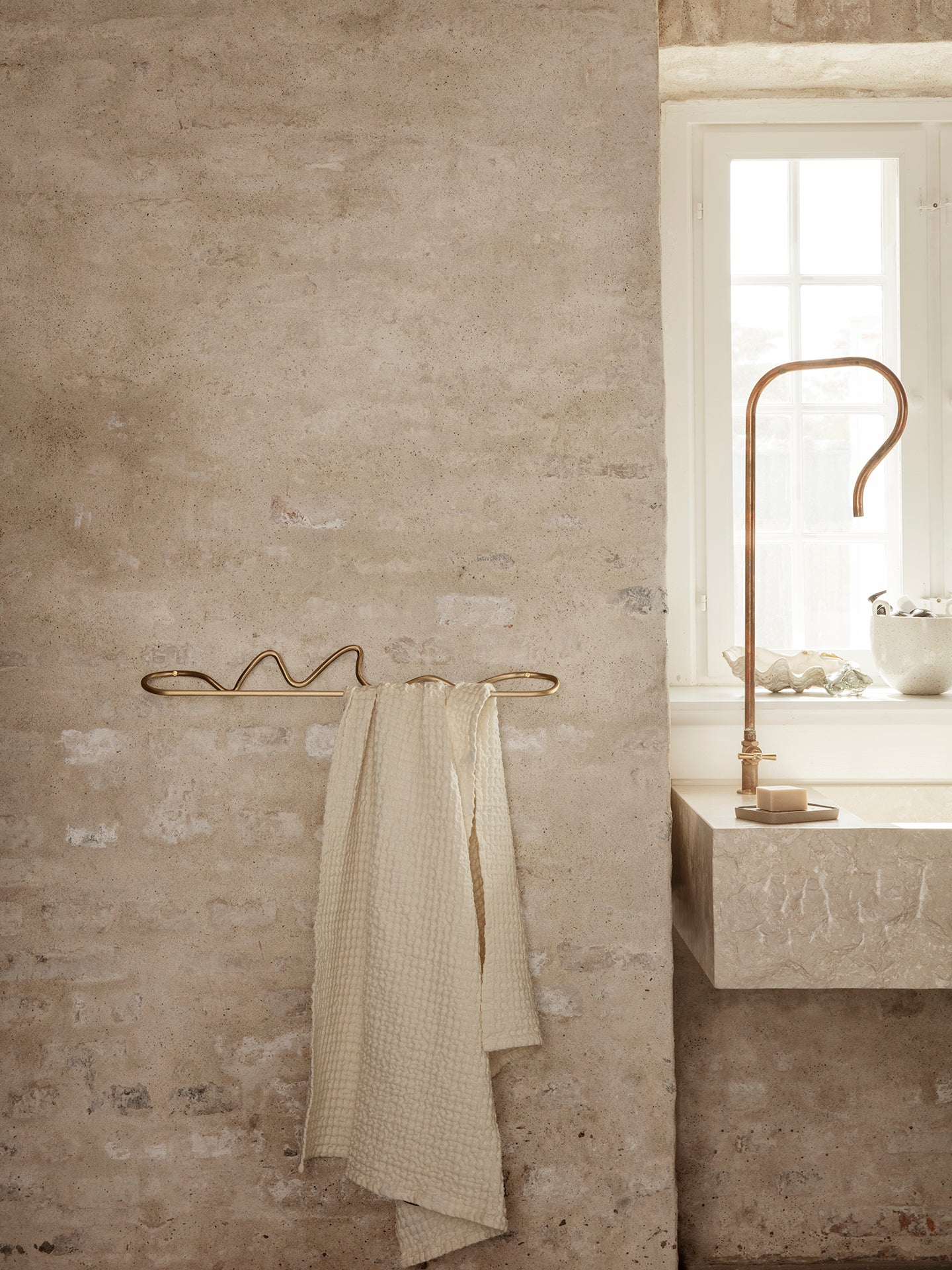 【新品未使用】Ferm Living Towel Hanger Curvature Towel Hanger | Brass | Matte finish | Ferm Living