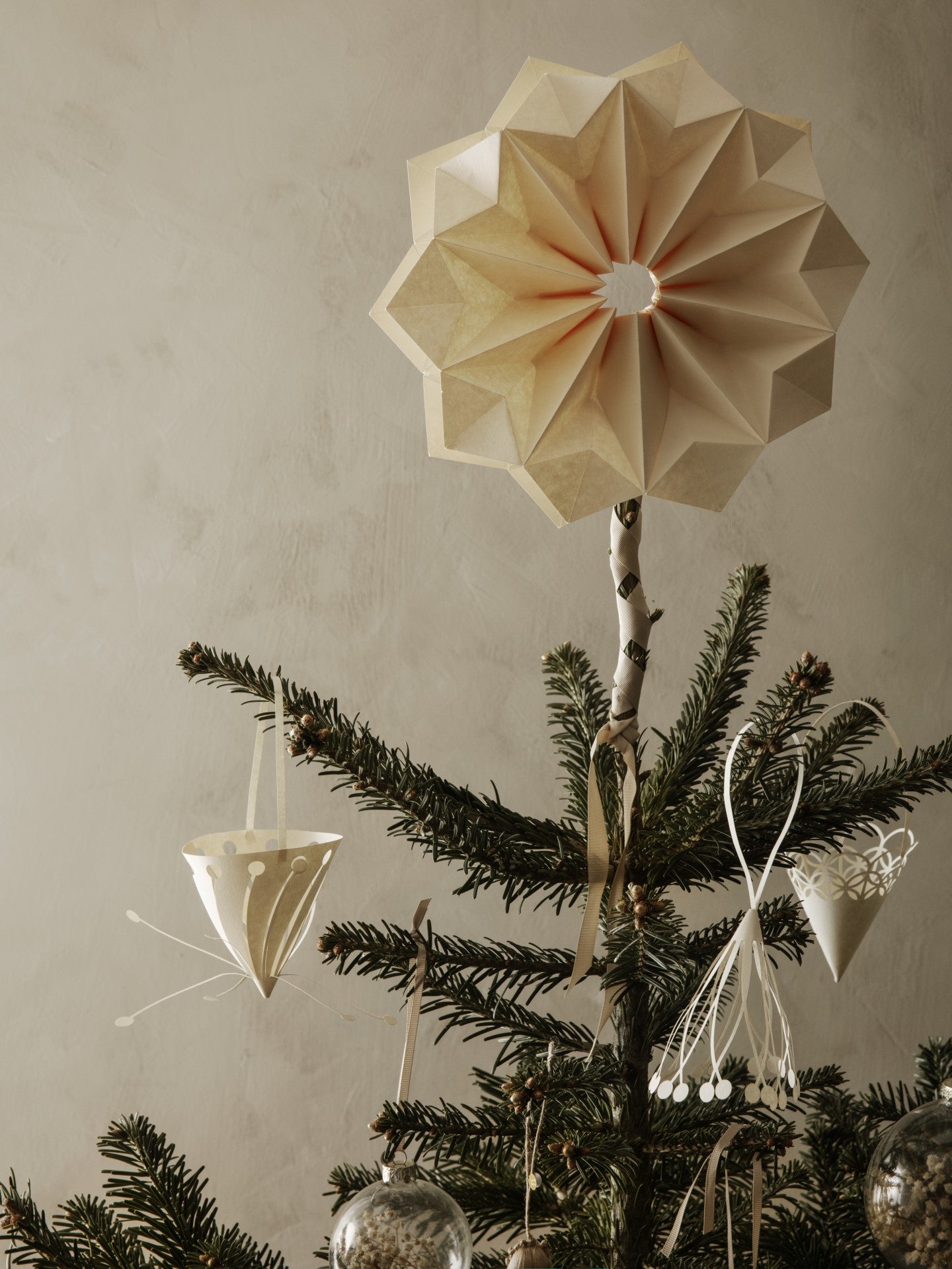 その他 Ferm living star Christmas tree topper Paper Star Sun - Large | Ferm Living