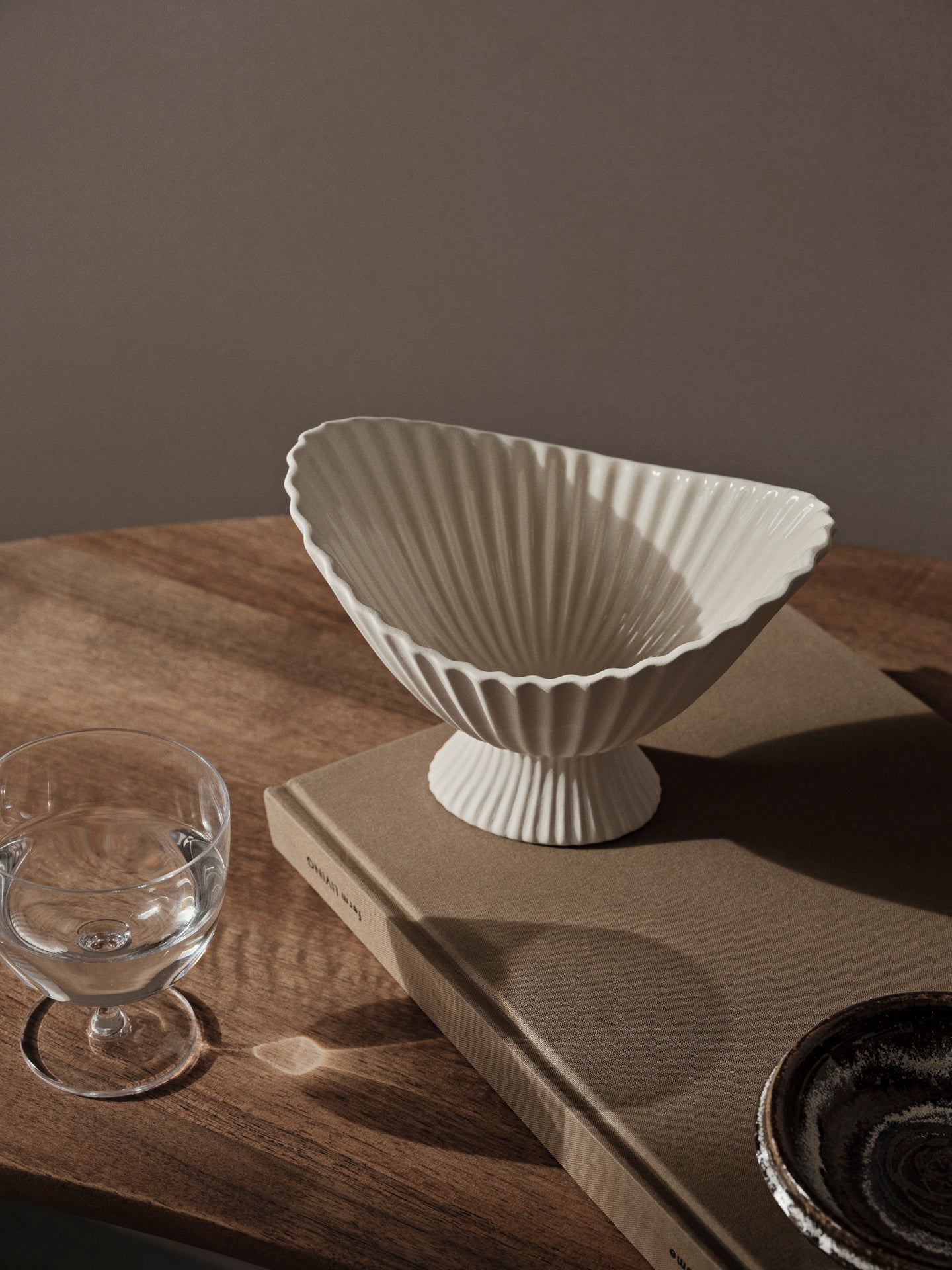 Fountain Bowl - Small - Off-White | Ferm Living
