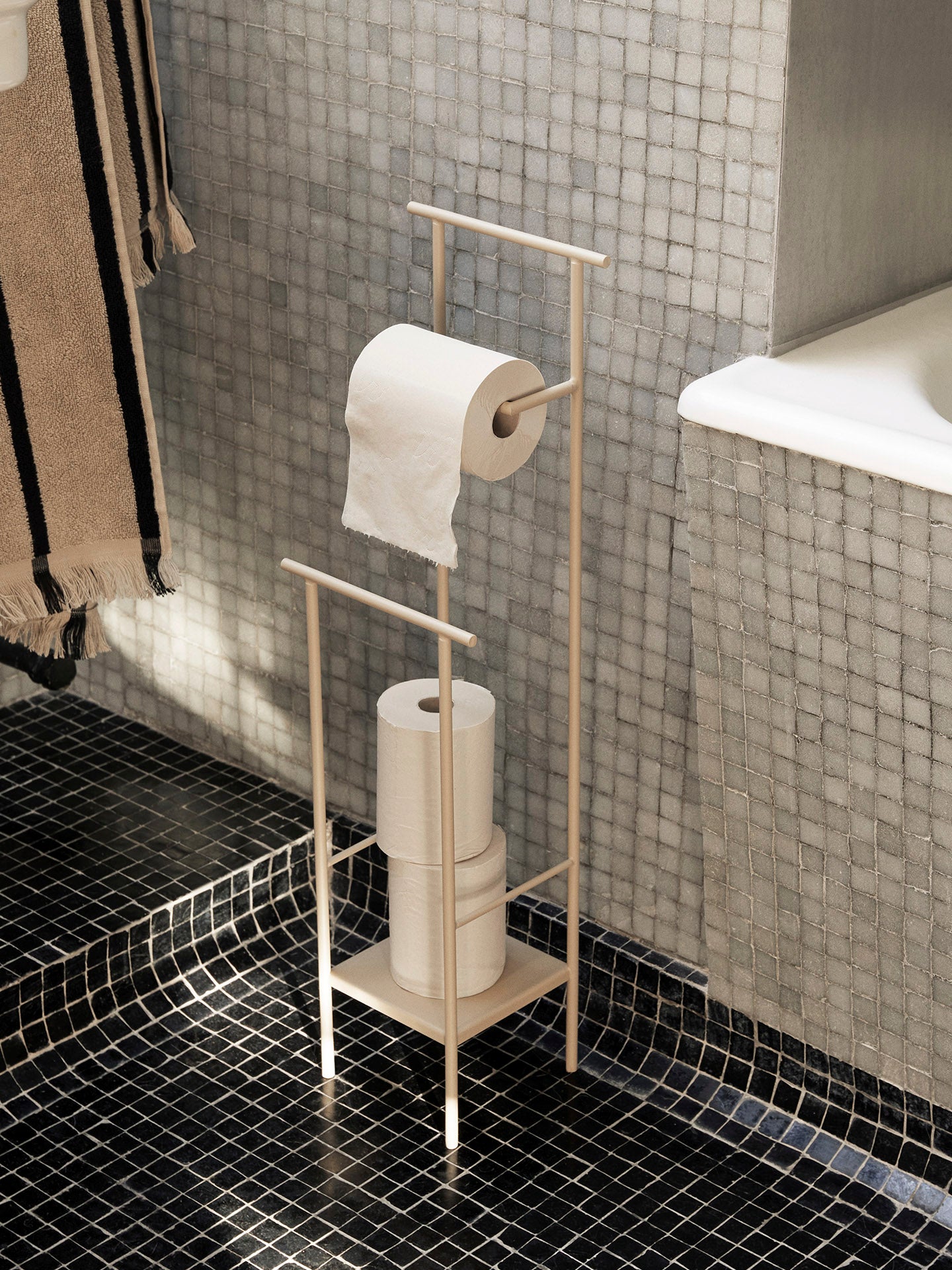 Dora Toilet Paper Stand | Cashmere | Ferm Living