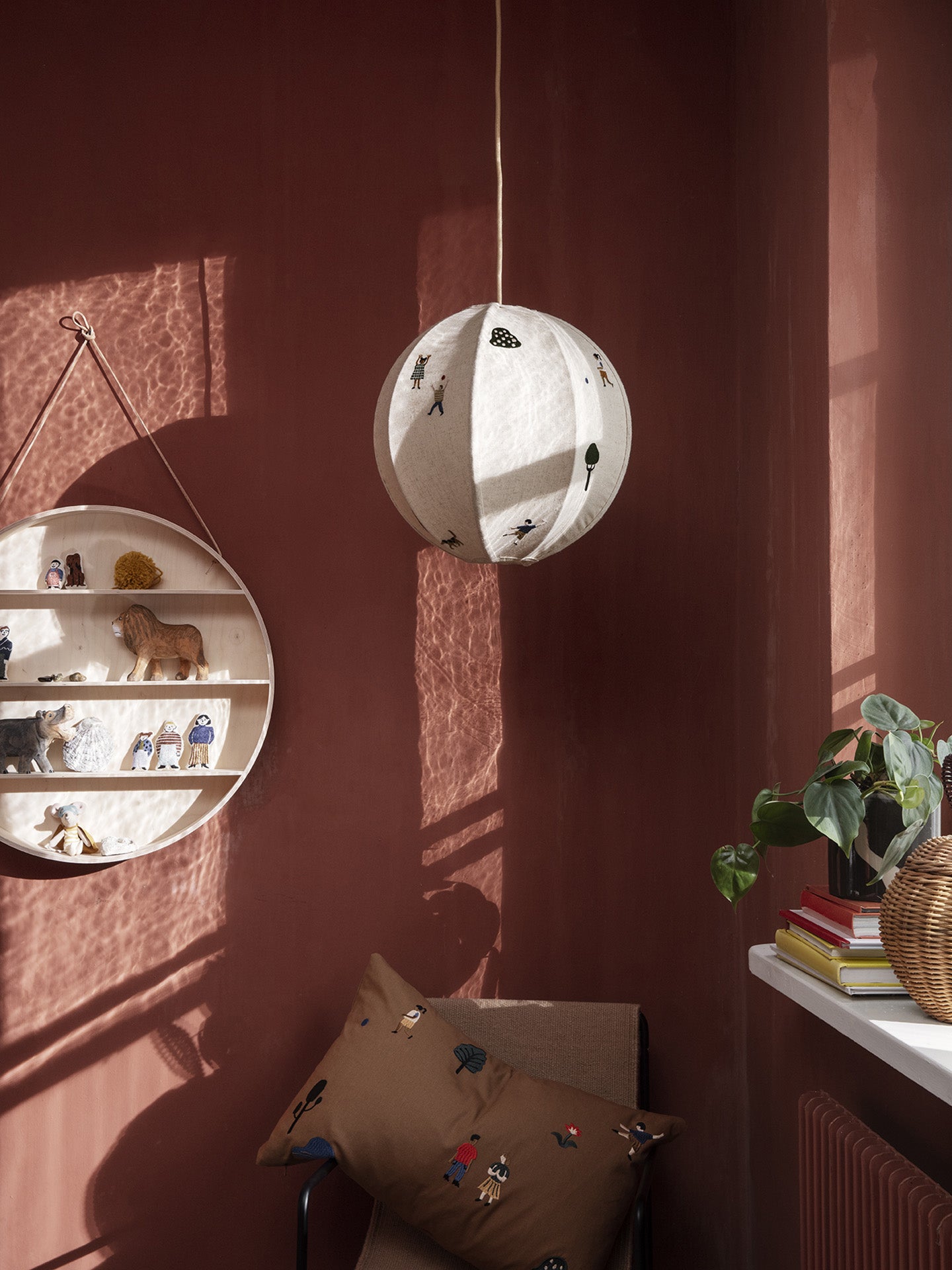 Give your wall a unique look with a round wooden shelf – ferm LIVING